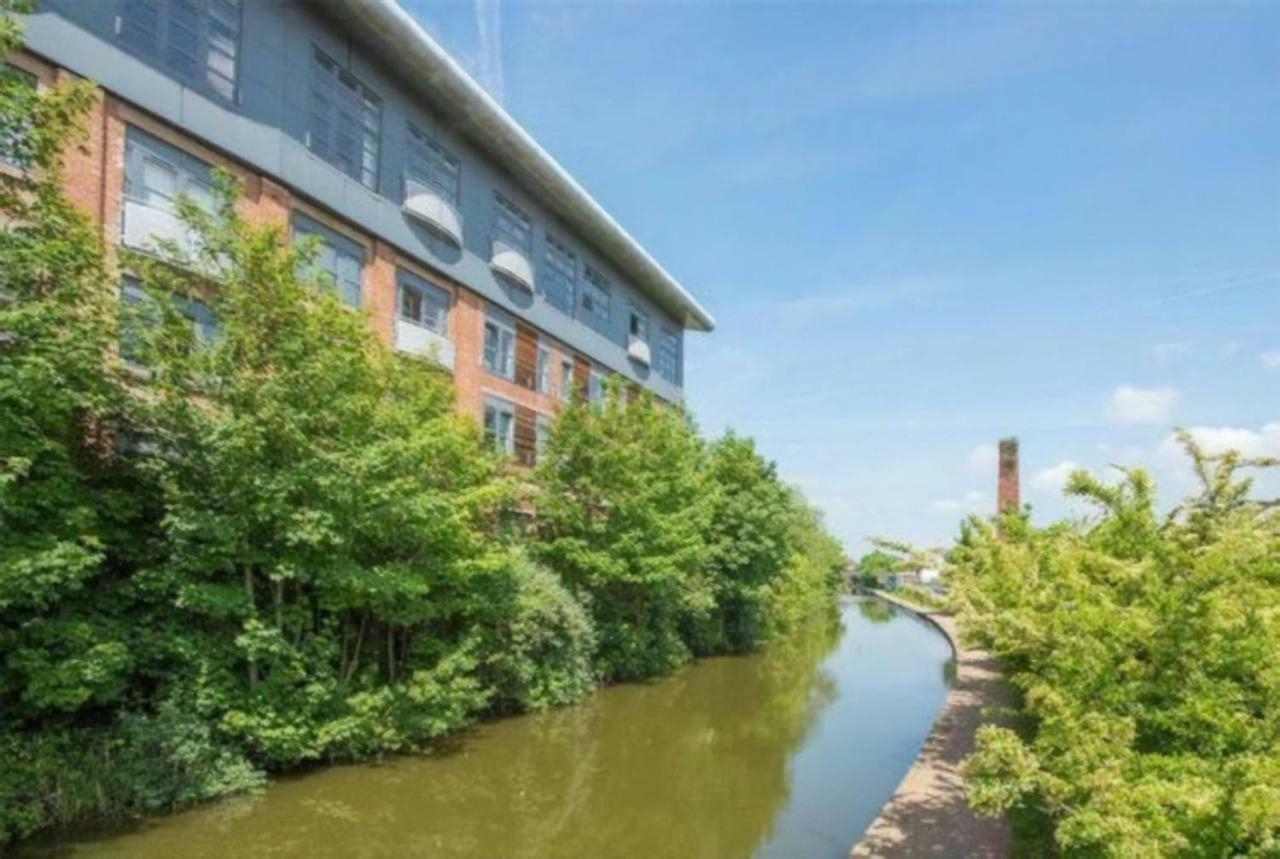 4B Loft Penthouse Industrial Decor With Canal & City Views Coventry Dış mekan fotoğraf